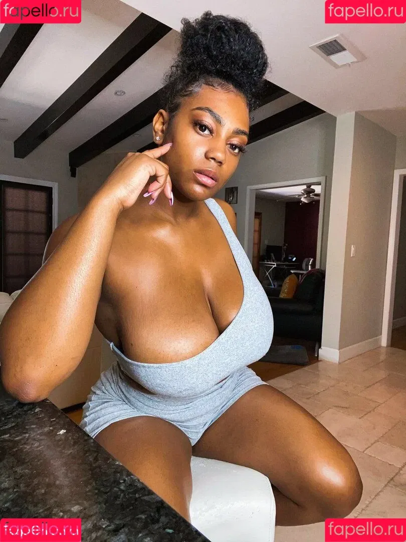 Kiera Nicole Onlyfans Photo Gallery 