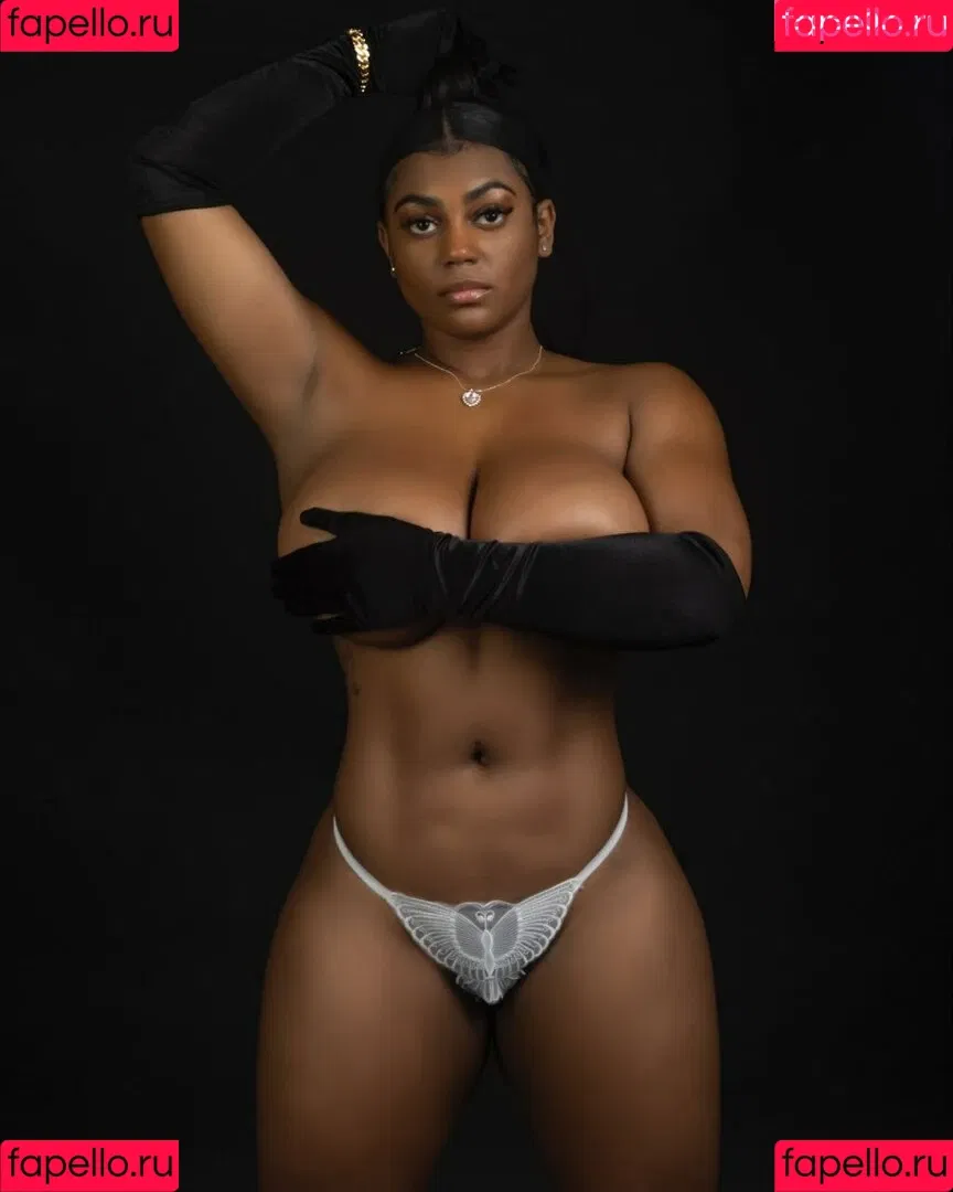 Kiera Nicole Onlyfans Photo Gallery 