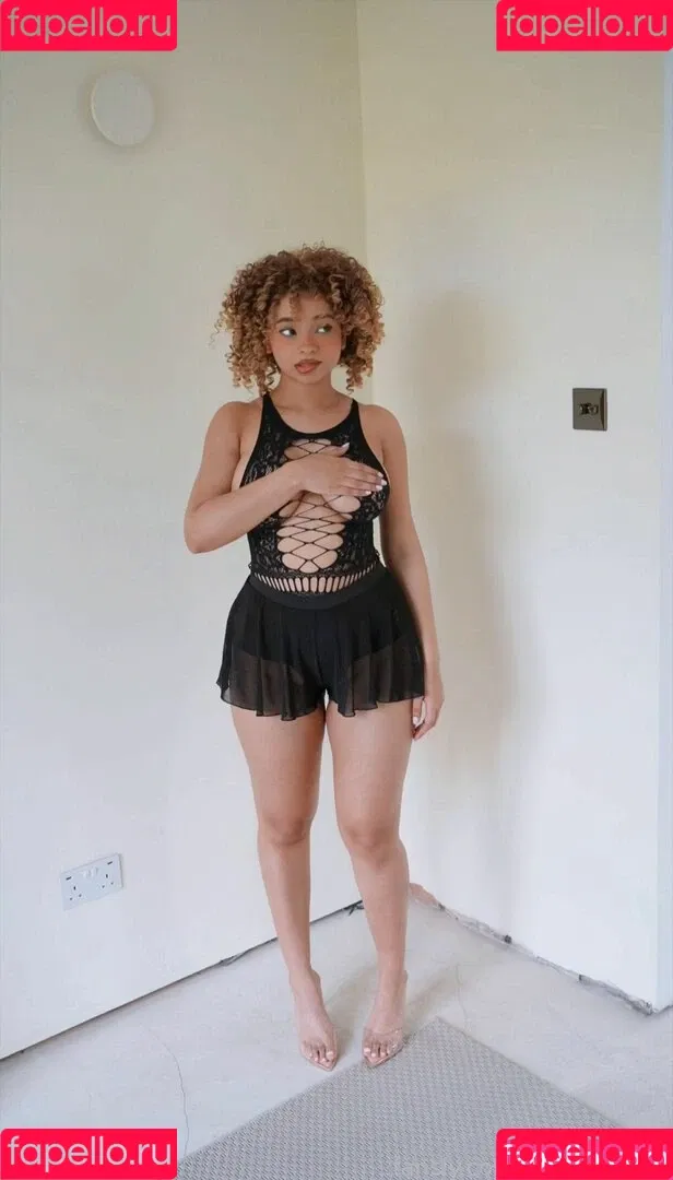 KiaraPeachy Onlyfans Photo Gallery 