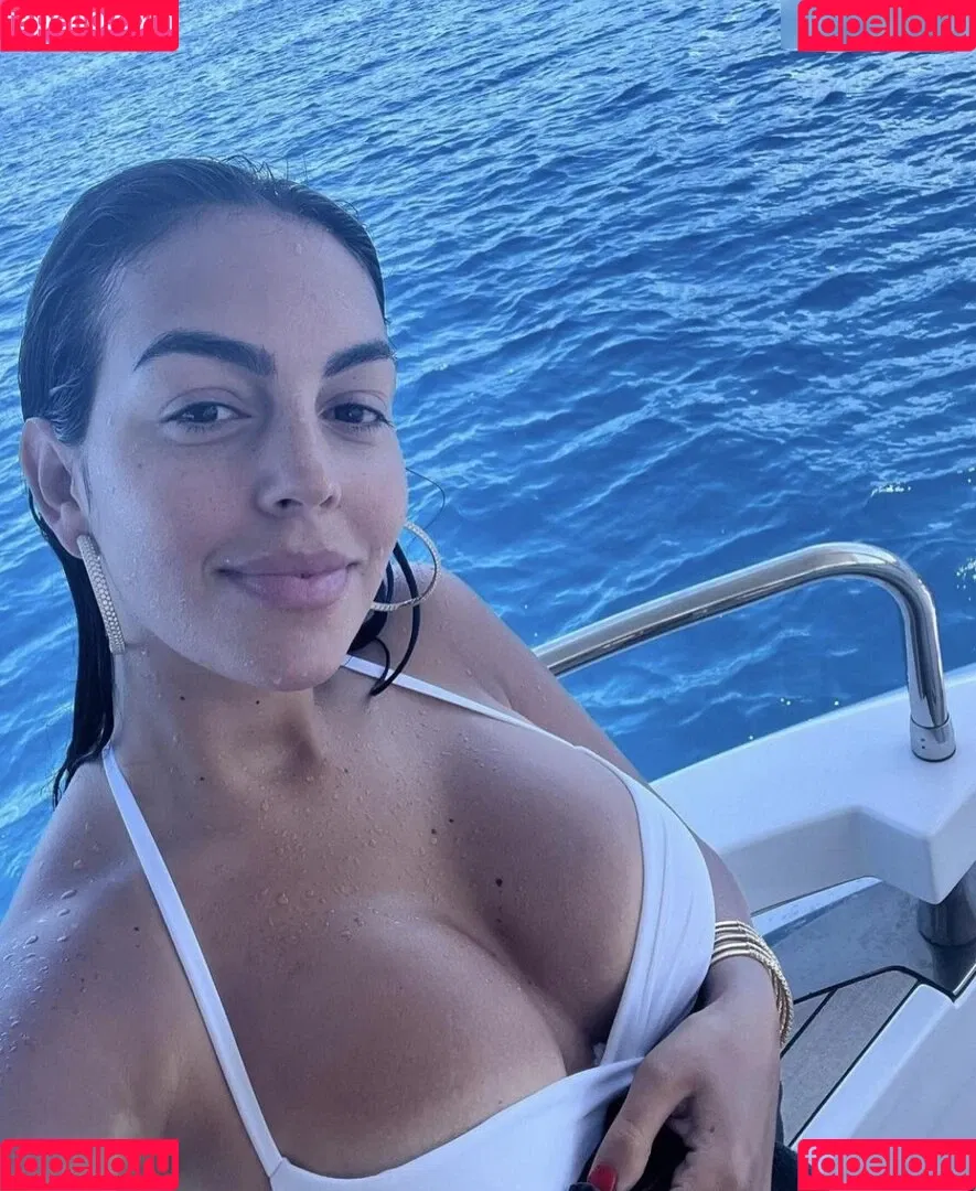 Georgina Rodriguez Hernández Onlyfans Photo Gallery 