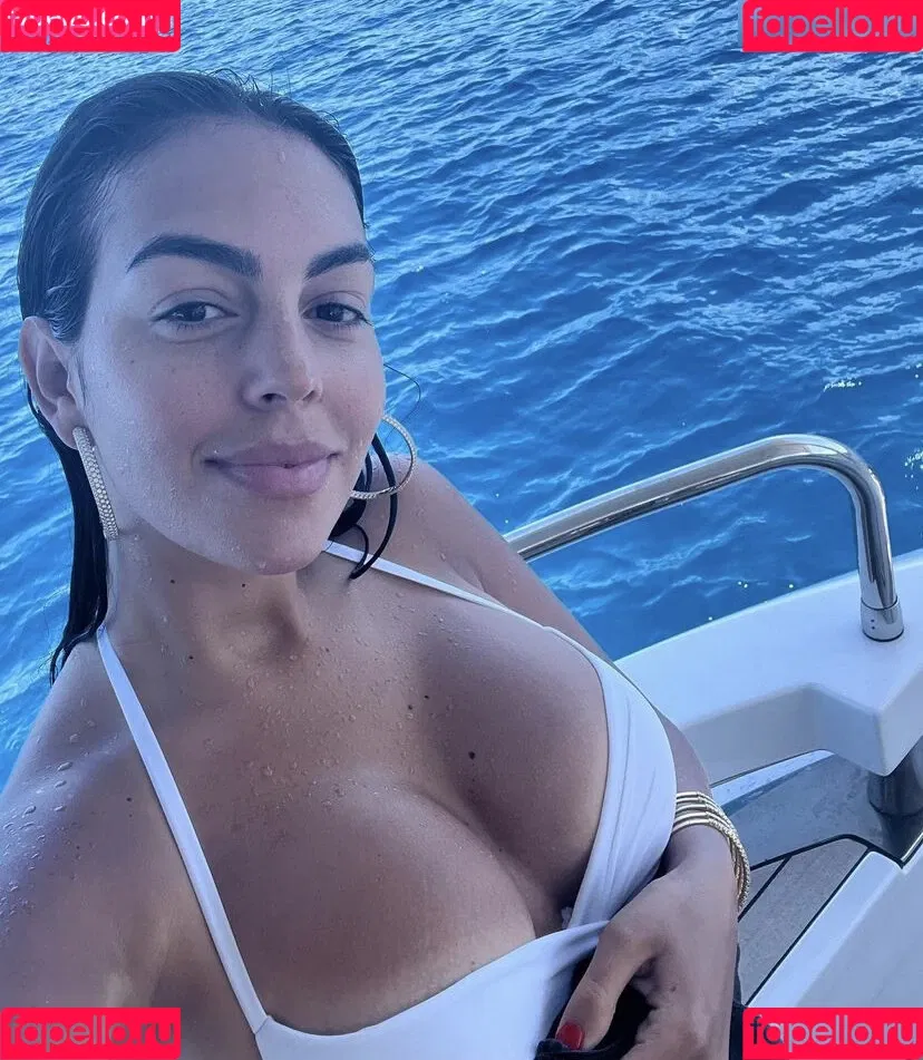 Georgina Rodriguez Hernández Onlyfans Photo Gallery 