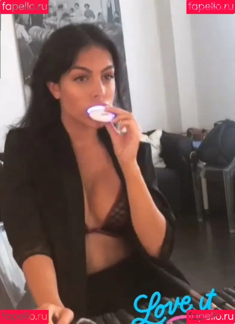 Georgina Rodriguez Hernández Onlyfans Photo Gallery 