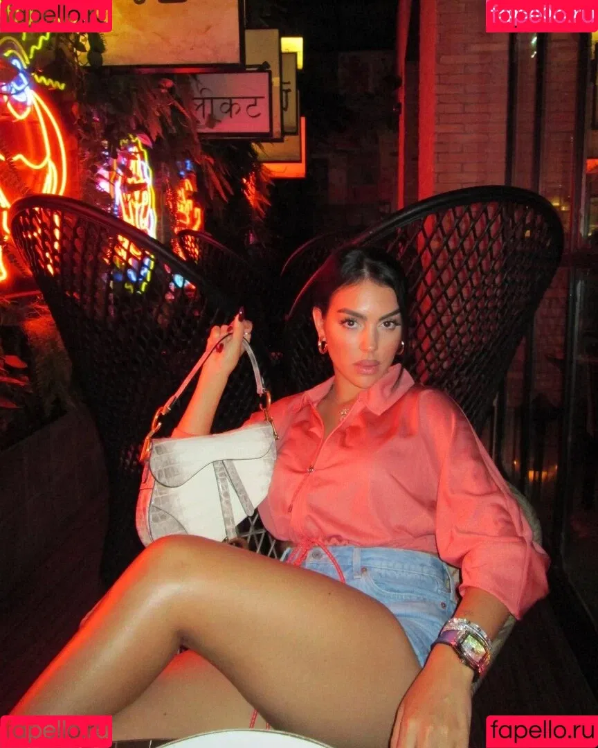 Georgina Rodriguez Hernández Onlyfans Photo Gallery 