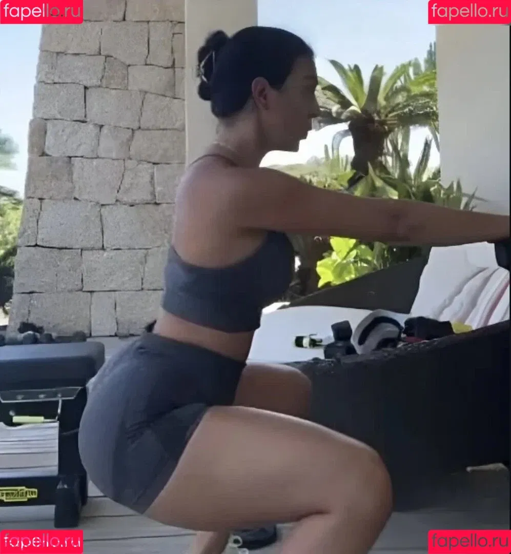 Georgina Rodriguez Hernández Onlyfans Photo Gallery 