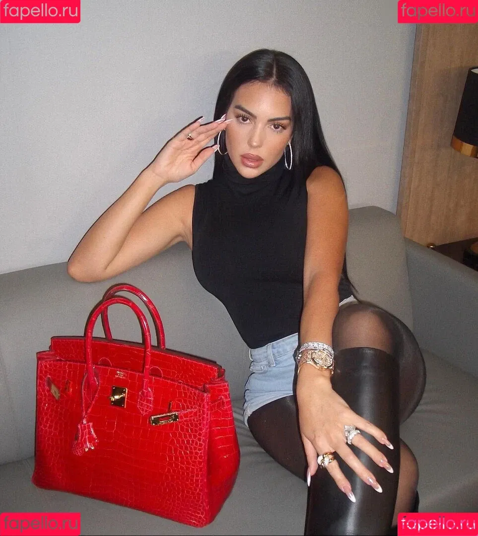Georgina Rodriguez Hernández Onlyfans Photo Gallery 