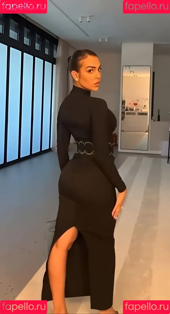 Georgina Rodriguez Hernández Onlyfans Photo Gallery 