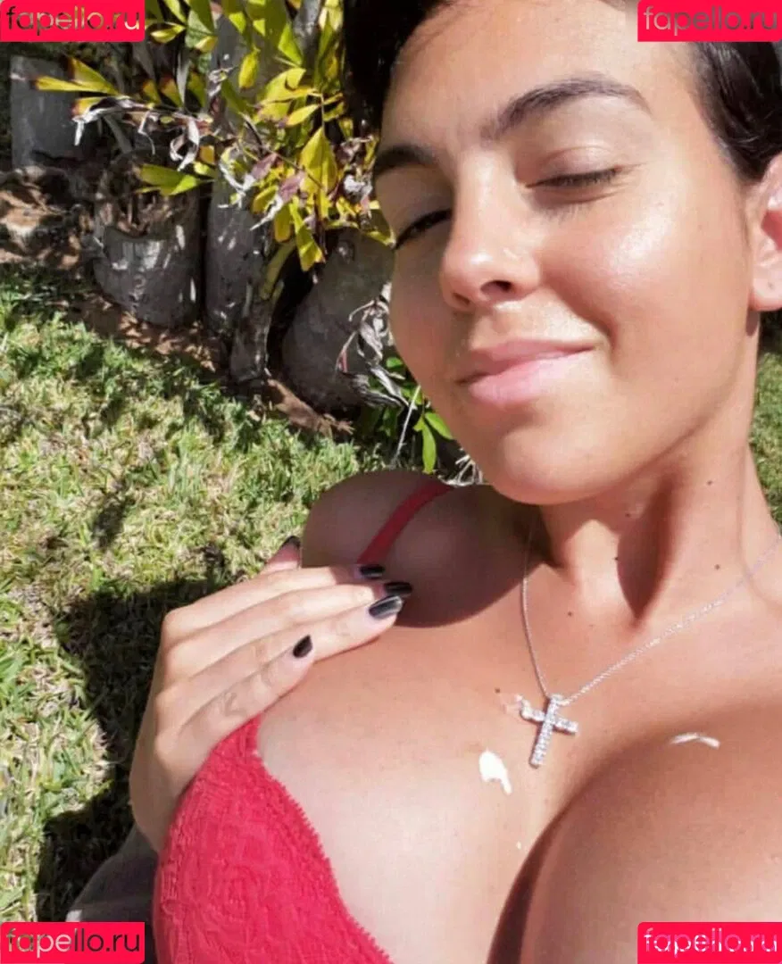Georgina Rodriguez Hernández Onlyfans Photo Gallery 