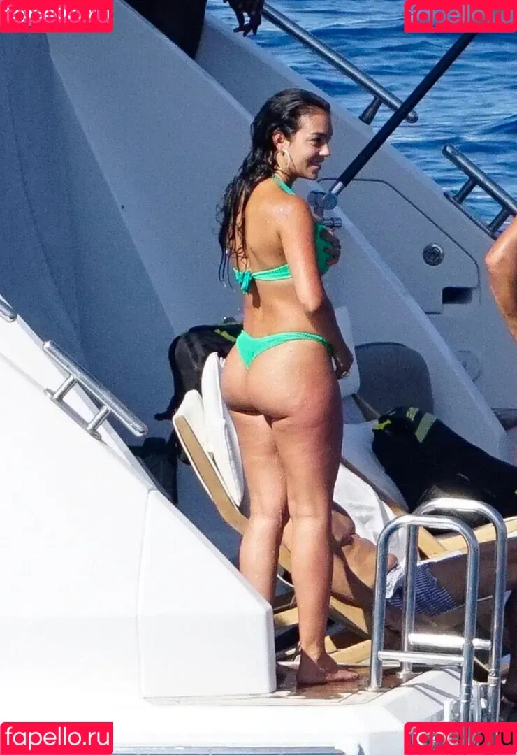Georgina Rodriguez Hernández Onlyfans Photo Gallery 
