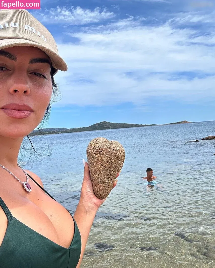 Georgina Rodriguez Hernández Onlyfans Photo Gallery 