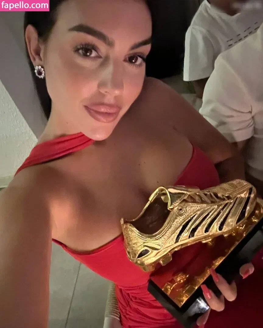 Georgina Rodriguez Hernández Onlyfans Photo Gallery 