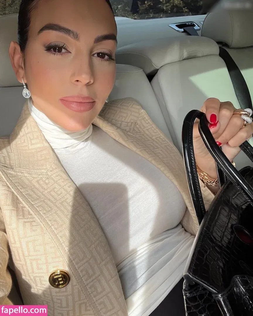 Georgina Rodriguez Hernández Onlyfans Photo Gallery 