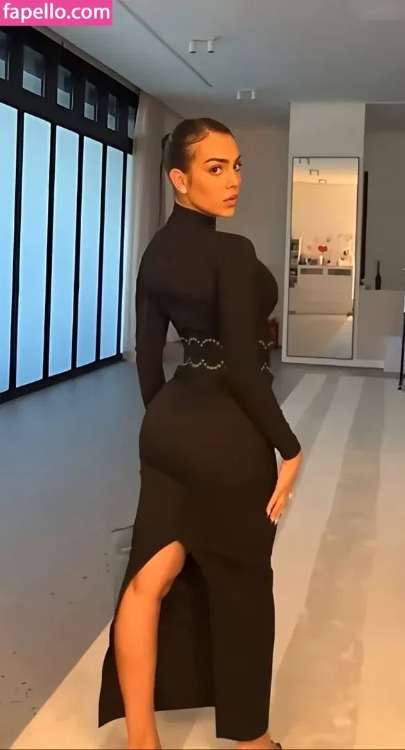 Georgina Rodriguez Hernández Onlyfans Photo Gallery 