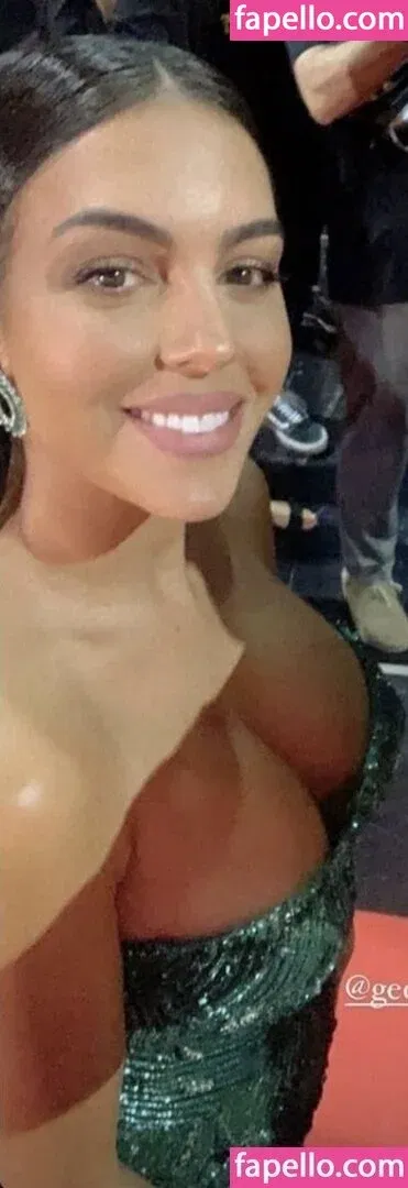 Georgina Rodriguez Hernández Onlyfans Photo Gallery 