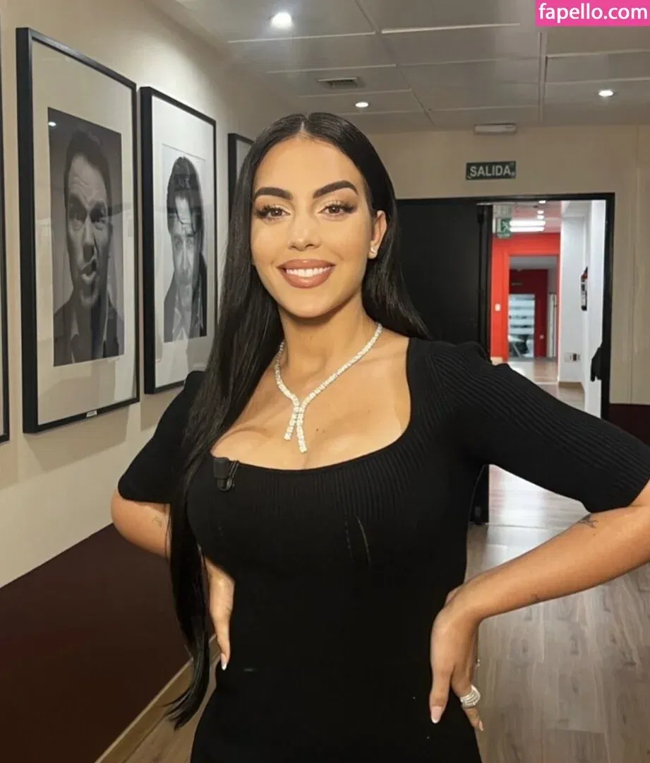 Georgina Rodriguez Hernández Onlyfans Photo Gallery 