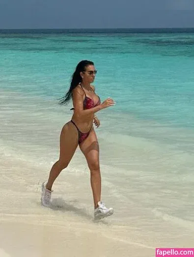 Georgina Rodriguez Hernández Onlyfans Photo Gallery 