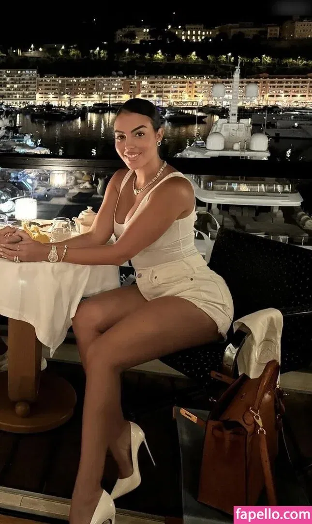 Georgina Rodriguez Hernández Onlyfans Photo Gallery 