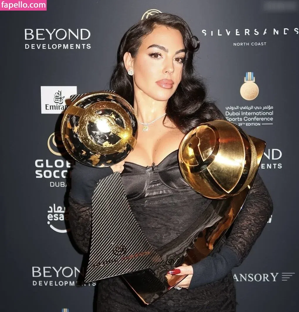 Georgina Rodriguez Hernández Onlyfans Photo Gallery 