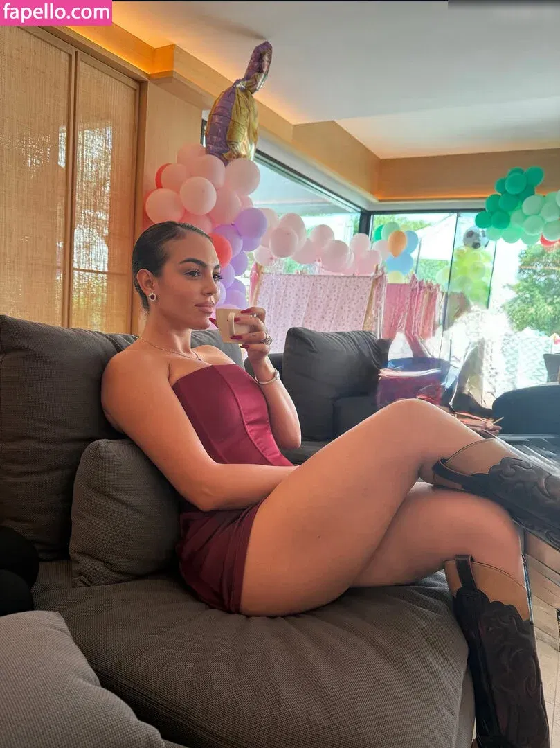 Georgina Rodriguez Hernández Onlyfans Photo Gallery 