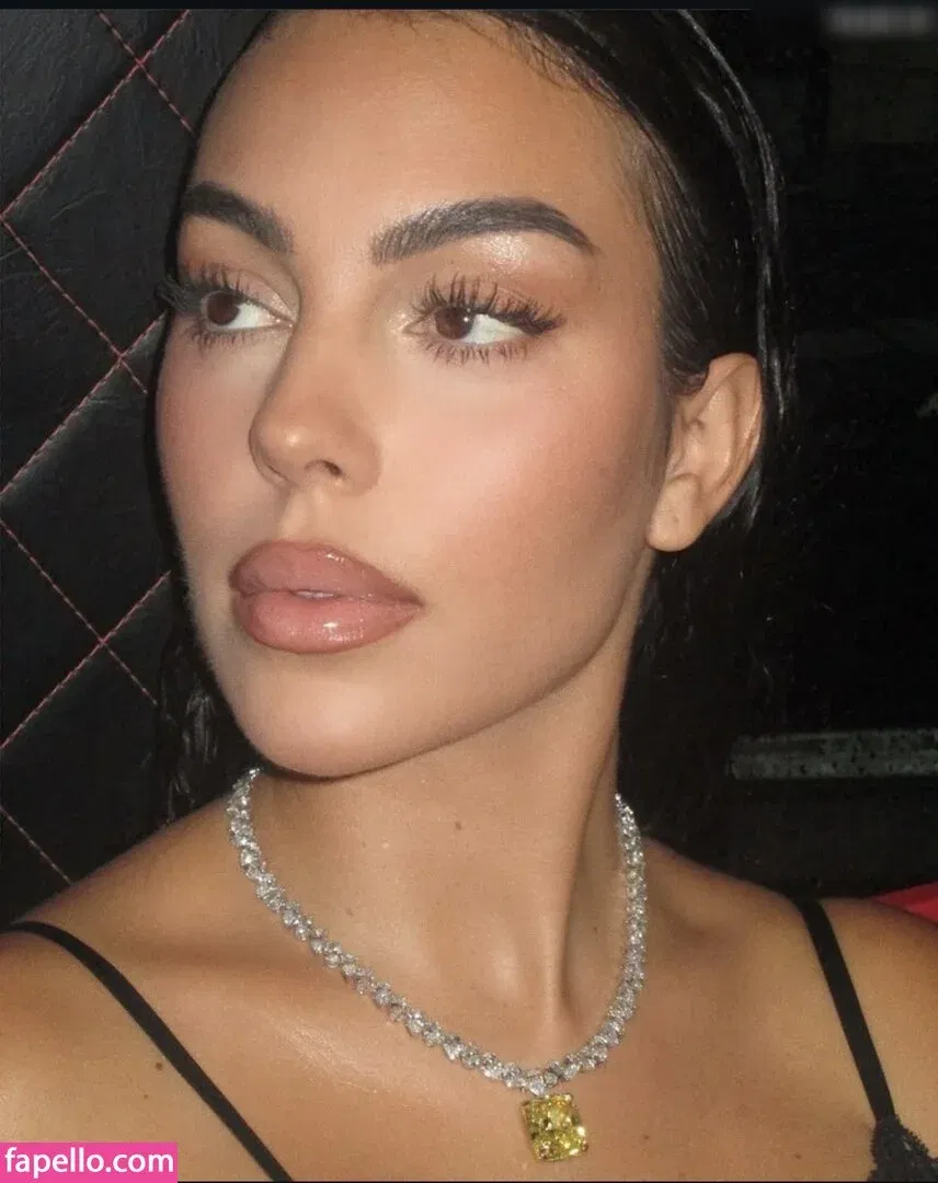 Georgina Rodriguez Hernández Onlyfans Photo Gallery 