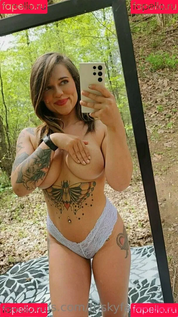 friskyfairyabby Onlyfans Photo Gallery 