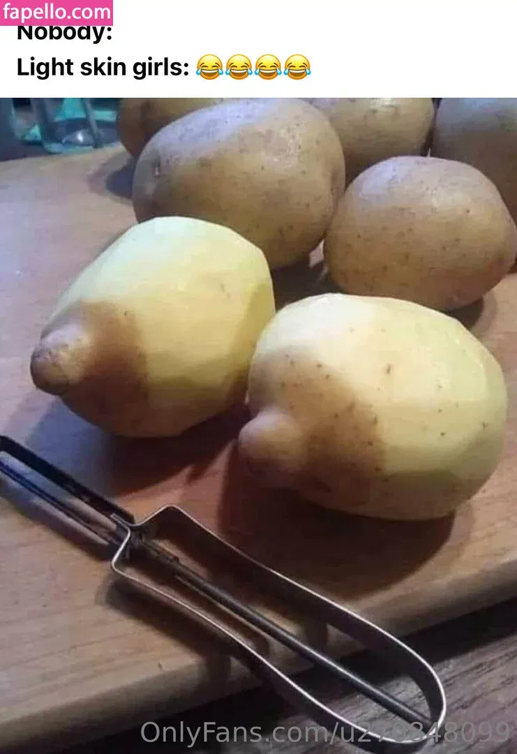 herroyaltittys Onlyfans Photo Gallery 