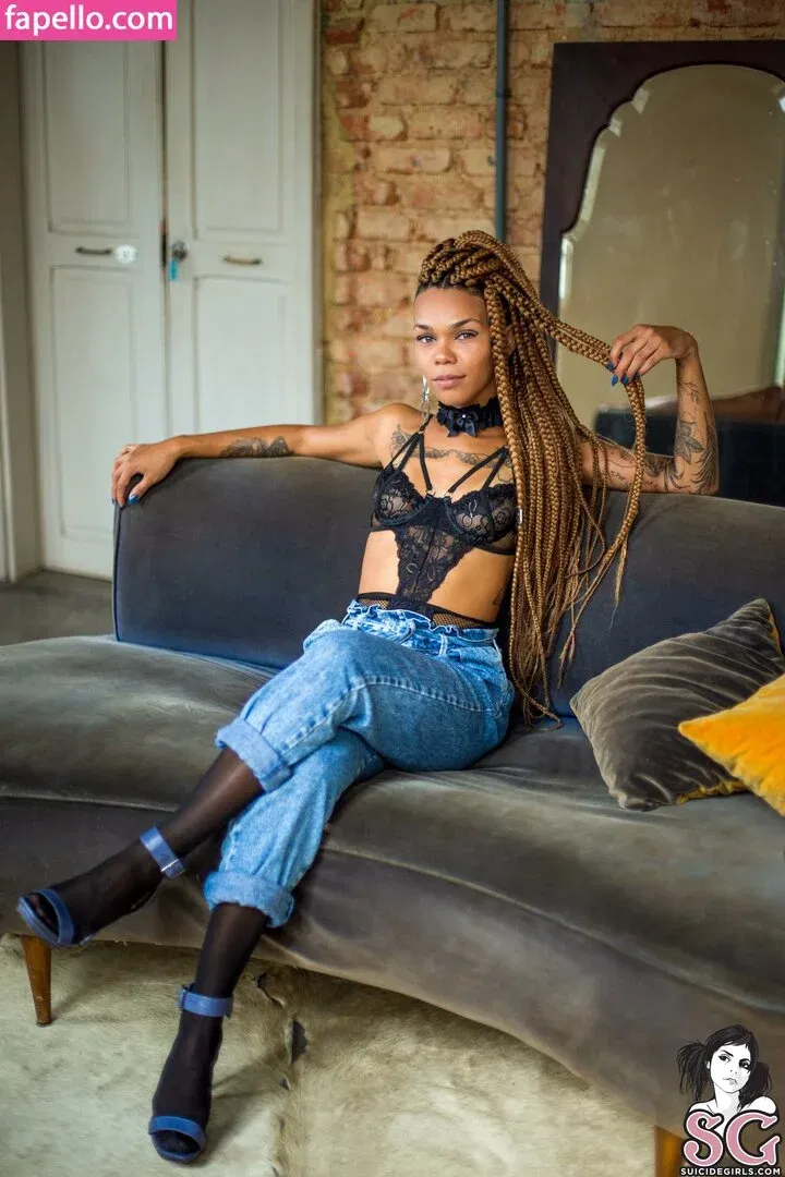 sasaricando Onlyfans Photo Gallery 