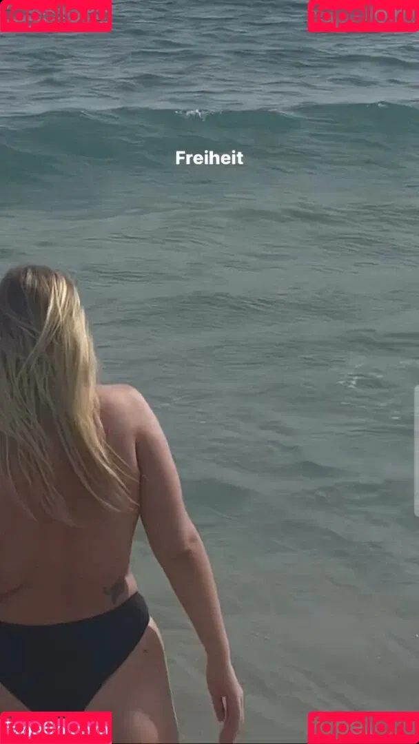 Viky kid Onlyfans Photo Gallery 