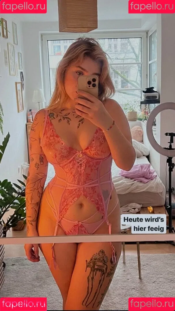 Viky kid Onlyfans Photo Gallery 