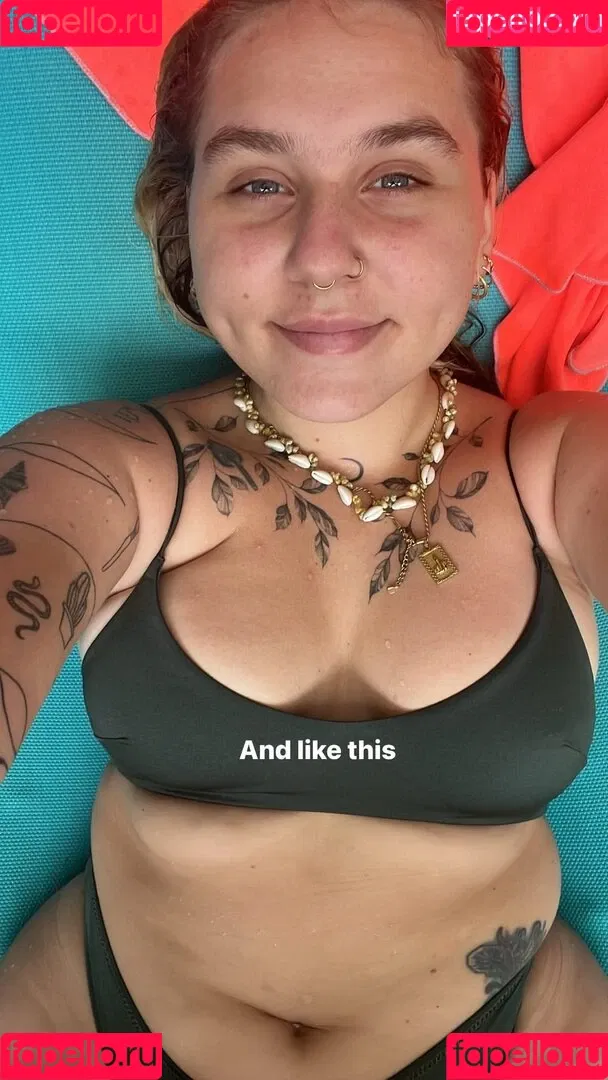 Viky kid Onlyfans Photo Gallery 