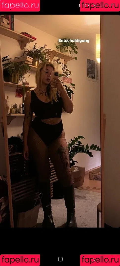 Viky kid Onlyfans Photo Gallery 