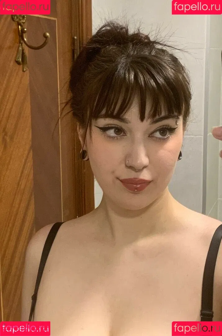 Laudcl Onlyfans Photo Gallery 