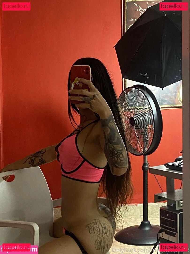 Meganlopez13 Onlyfans Photo Gallery 