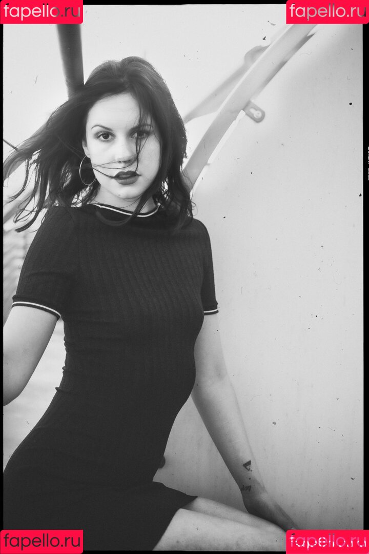 CMarie Onlyfans Photo Gallery 