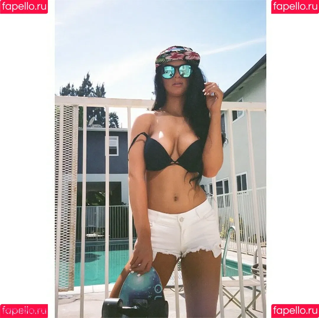 Mikaela Osborn Onlyfans Photo Gallery 