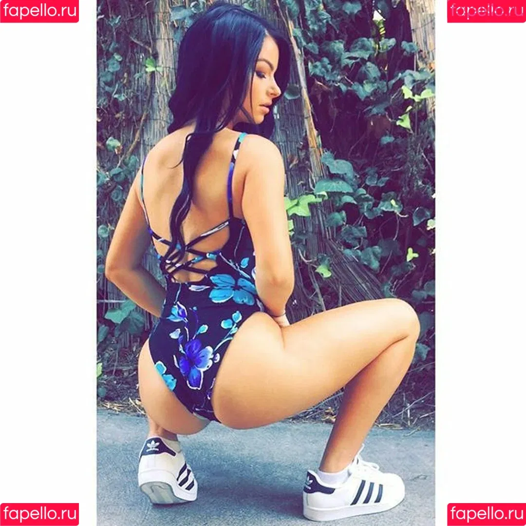 Mikaela Osborn Onlyfans Photo Gallery 