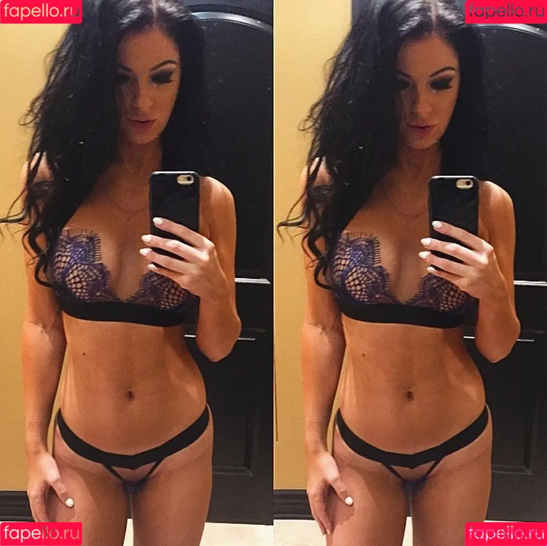 Mikaela Osborn Onlyfans Photo Gallery 