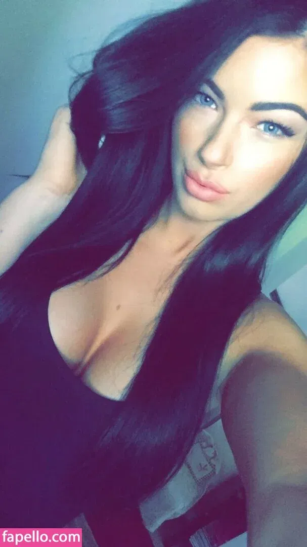 Mikaela Osborn Onlyfans Photo Gallery 