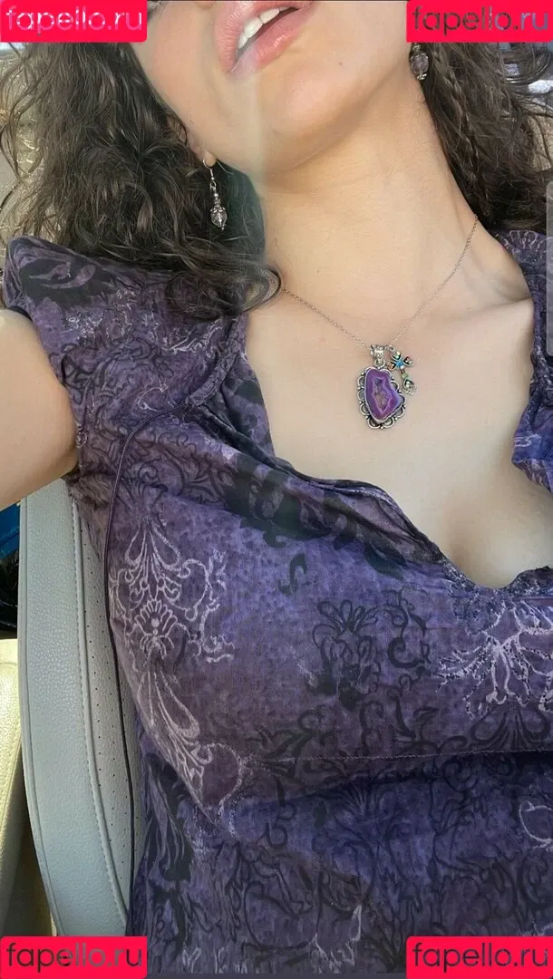 Bella Ossi Onlyfans Photo Gallery 