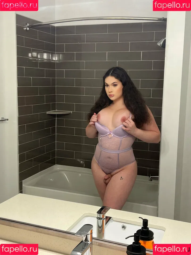 onlymaiaclayre Onlyfans Photo Gallery 