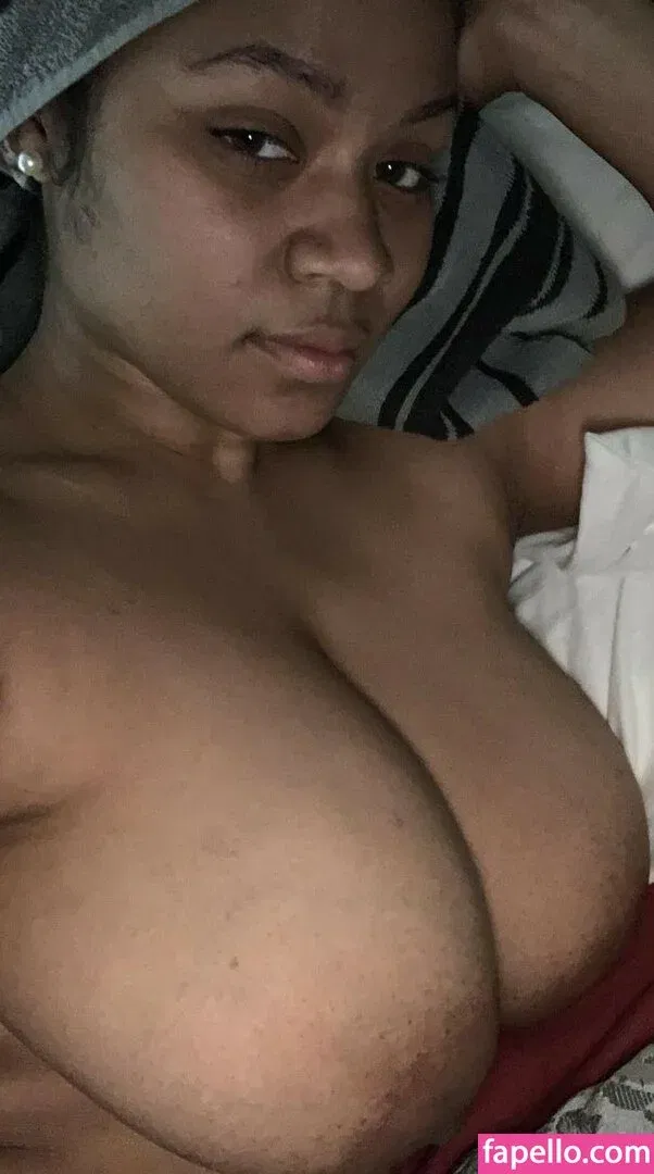 AshleyZee Onlyfans Photo Gallery 