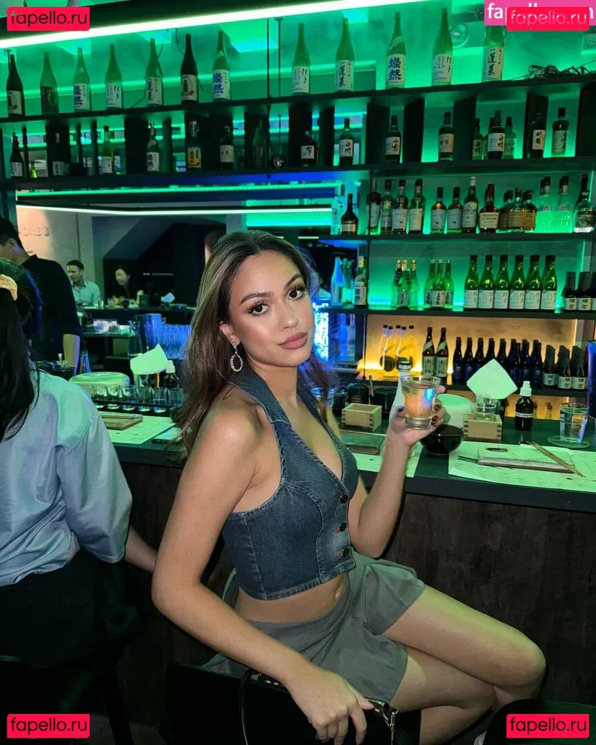 Radhika Chandhok Onlyfans Photo Gallery 