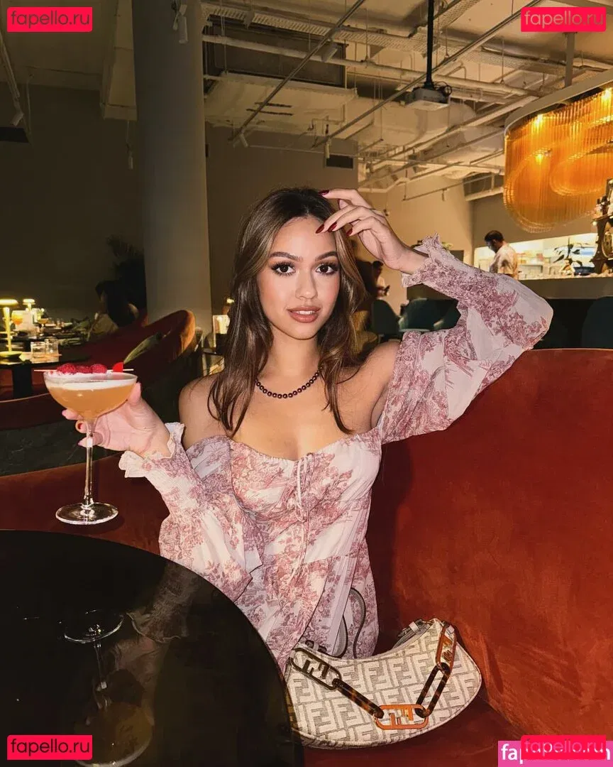 Radhika Chandhok Onlyfans Photo Gallery 