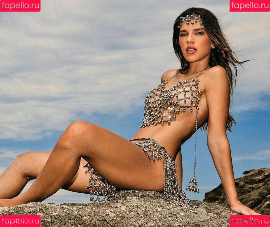 Mariana Rios Onlyfans Photo Gallery 