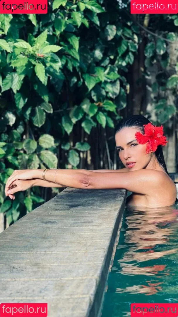 Mariana Rios Onlyfans Photo Gallery 