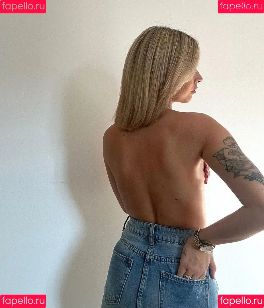 Kira Rodrigues Onlyfans Photo Gallery 