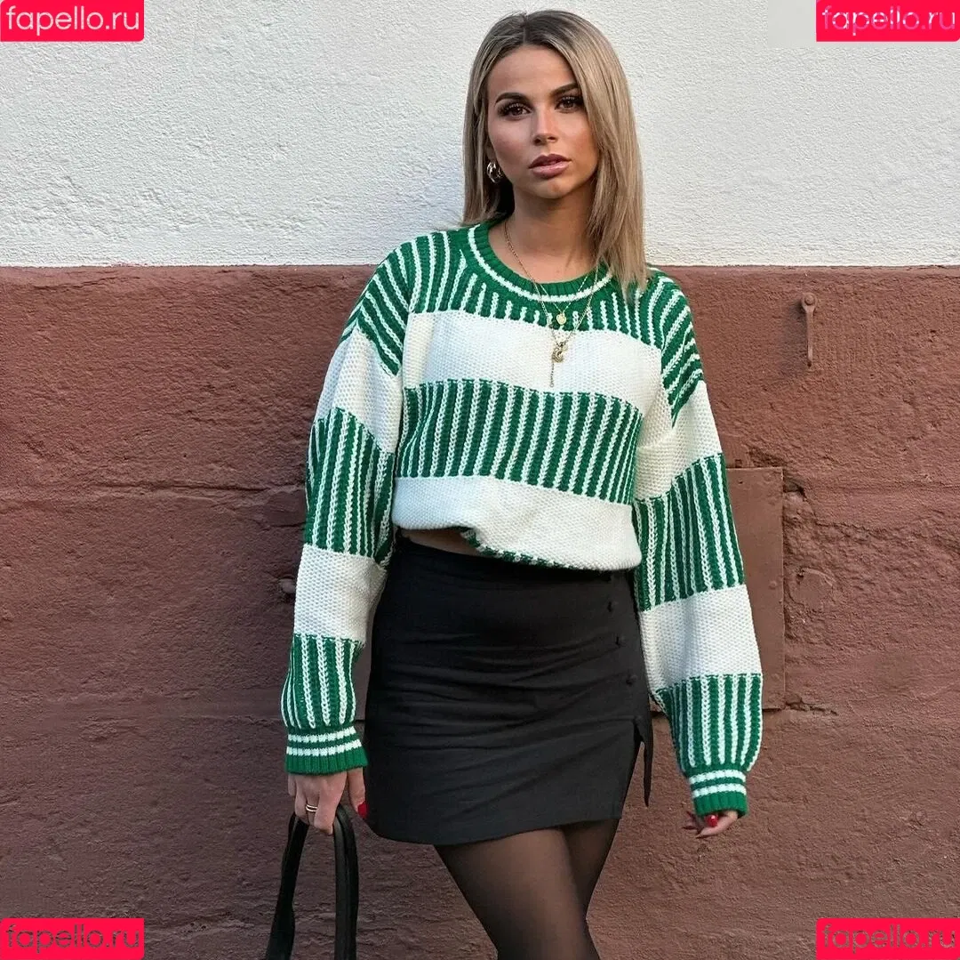 Kira Rodrigues Onlyfans Photo Gallery 