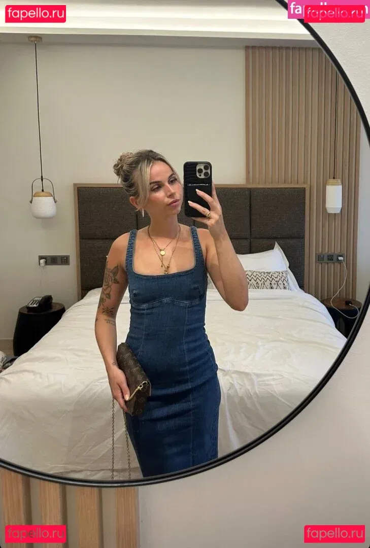 Kira Rodrigues Onlyfans Photo Gallery 