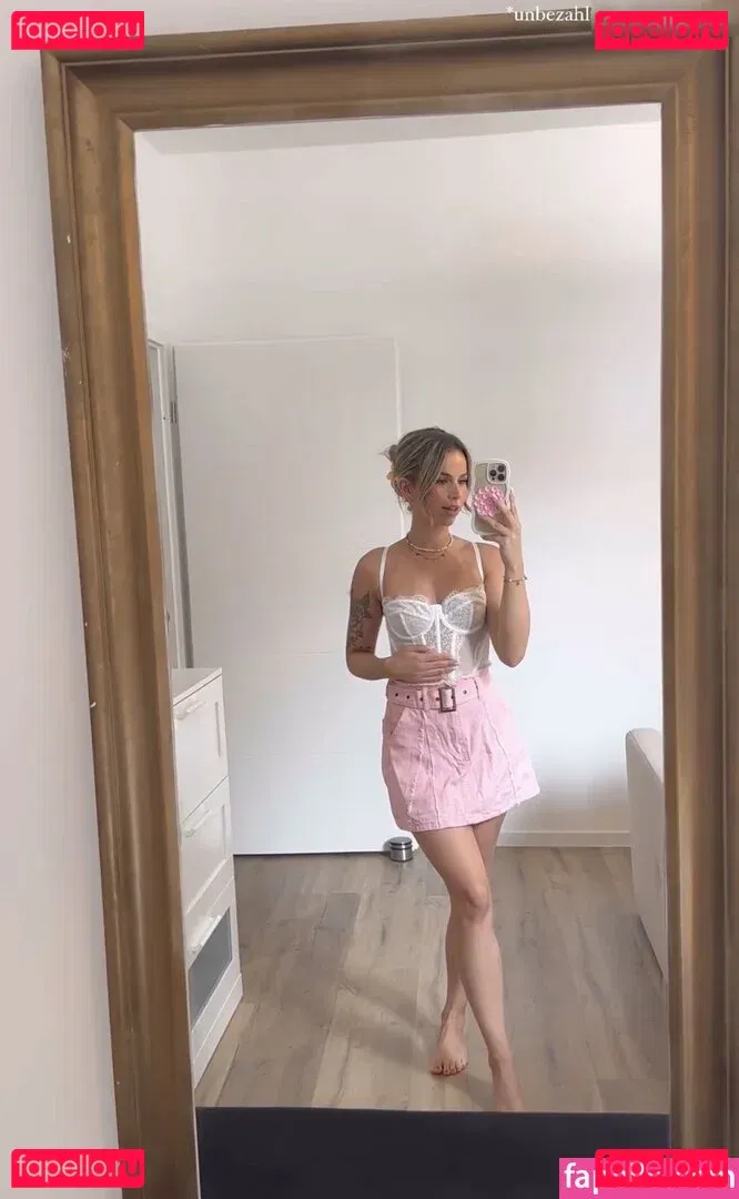 Kira Rodrigues Onlyfans Photo Gallery 