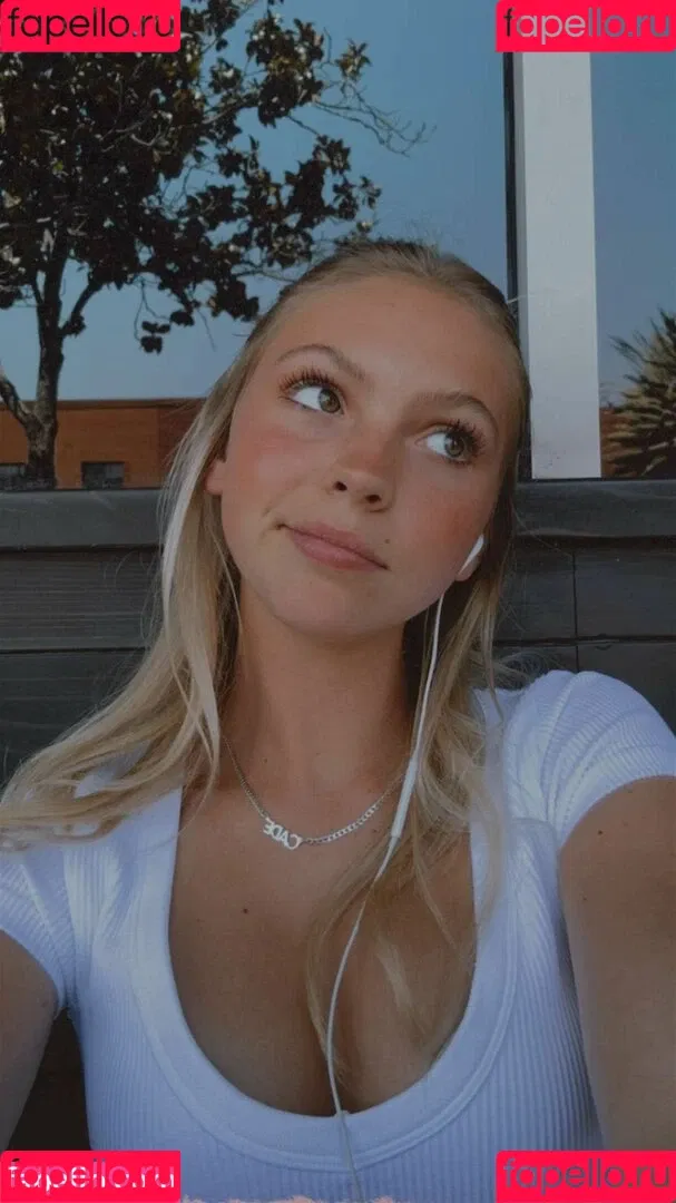 Jordyn Jones Onlyfans Photo Gallery 