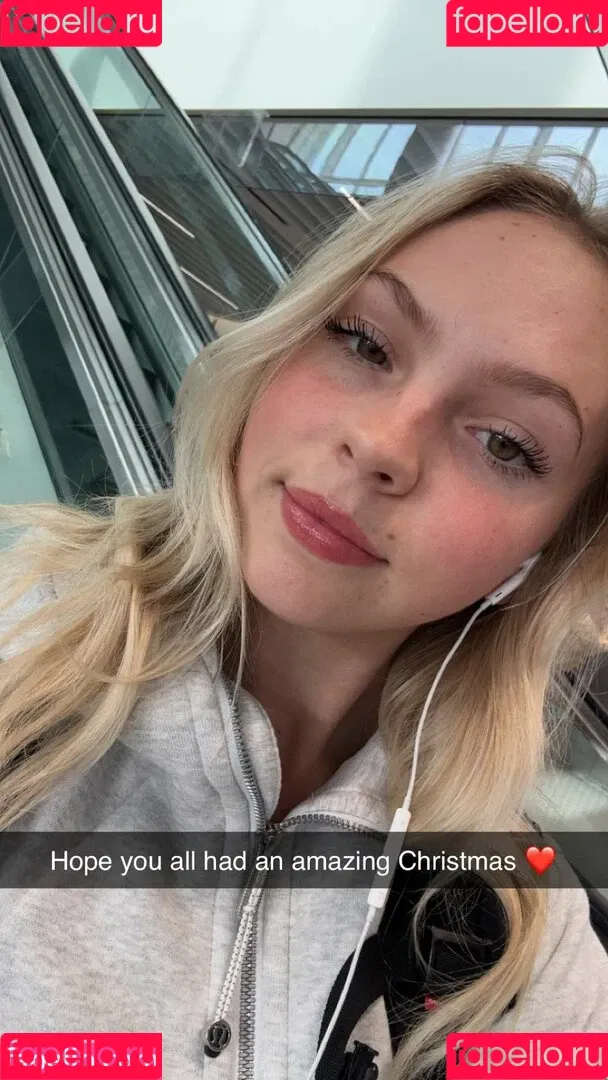 Jordyn Jones Onlyfans Photo Gallery 
